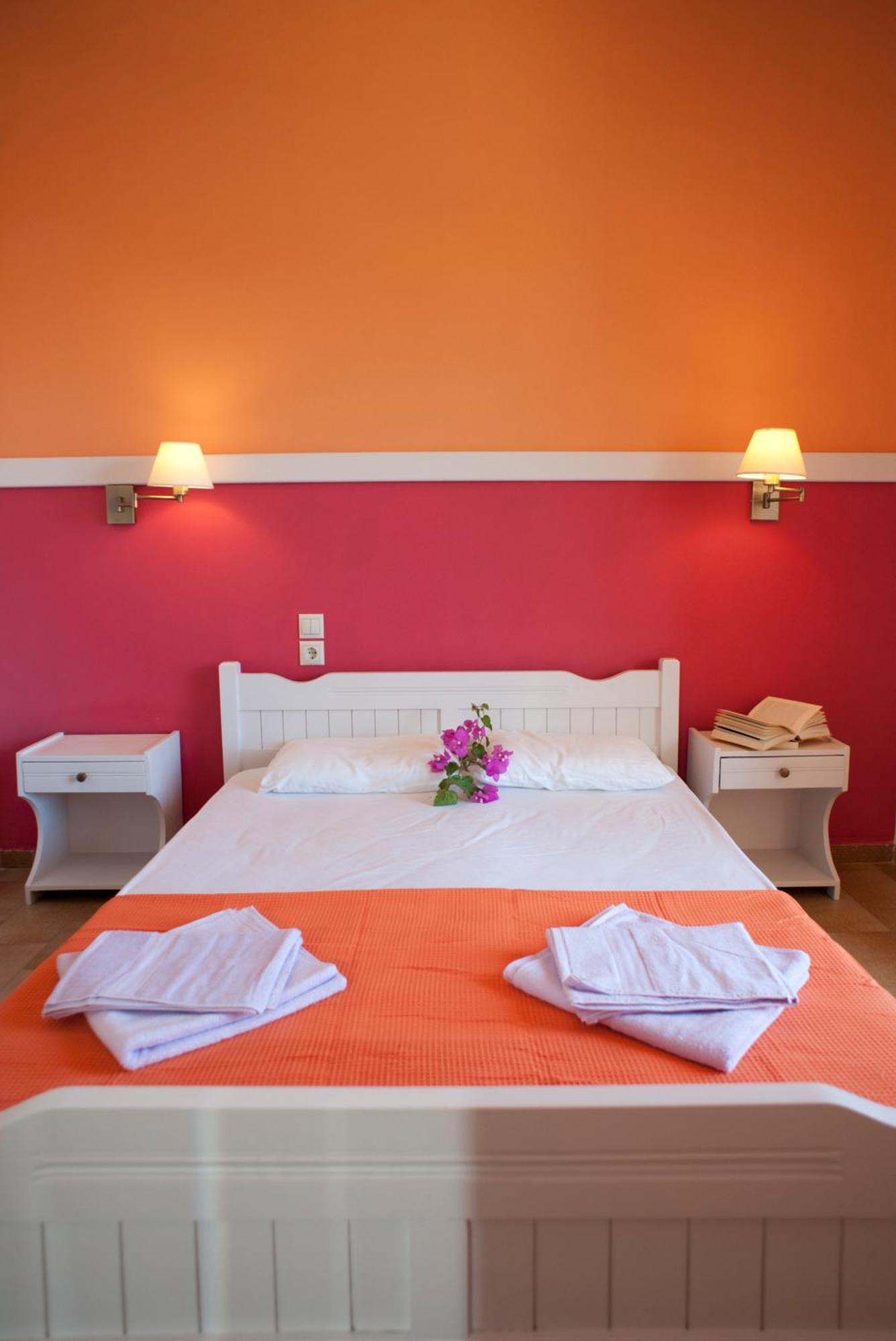 Nikolas Suites Kato Daratso Room photo